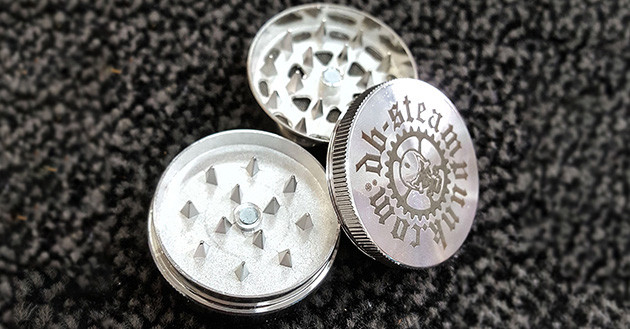 Гриндер из металла